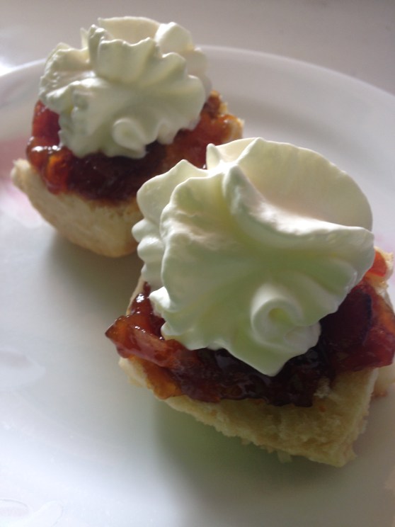 smitsfoodblog - kumquat and chili jam on scones