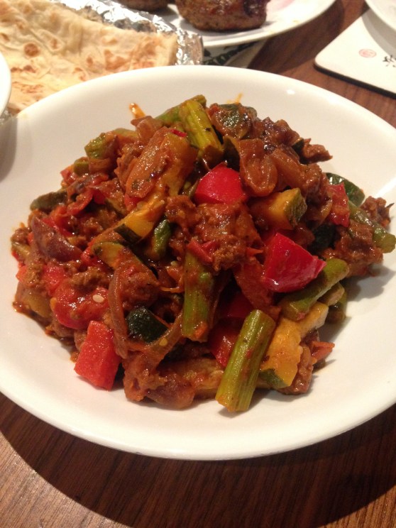 smitsfoodblog - spicy lamb mince and vegetables